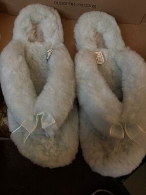 UGG Women's Plush Faux-Shearling Slippers with Bow - Pale Blue